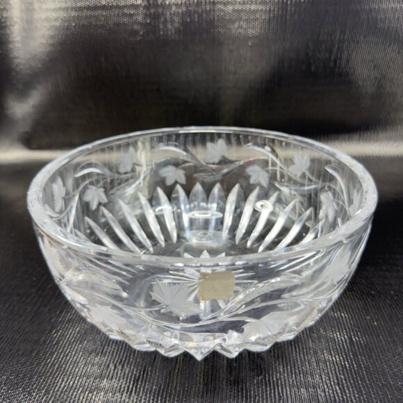 ROGASKA Clear Crystal Glass Bowl Dish Container Heavy Etched 8inch Serving Bowl - Picture 8 of 12